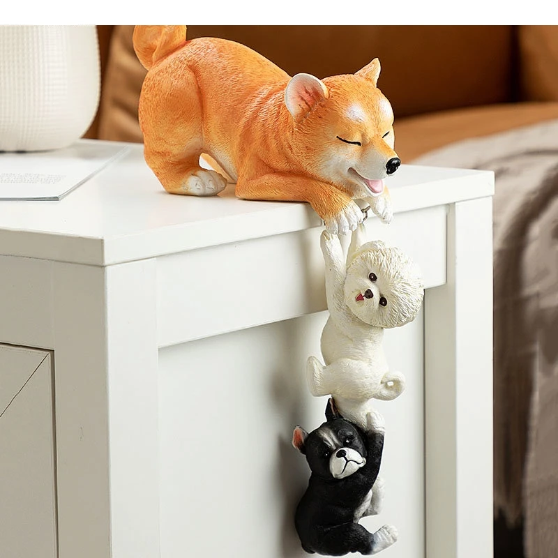 Niedliche Hängende Hunde-Ornamente Drei-Hunde-Statue Kunstharz-Handwerk Schreibtisch-Dekoration Liebliche Tier-Skulptur Kunstwerk Moderne Wohnungsdekoration