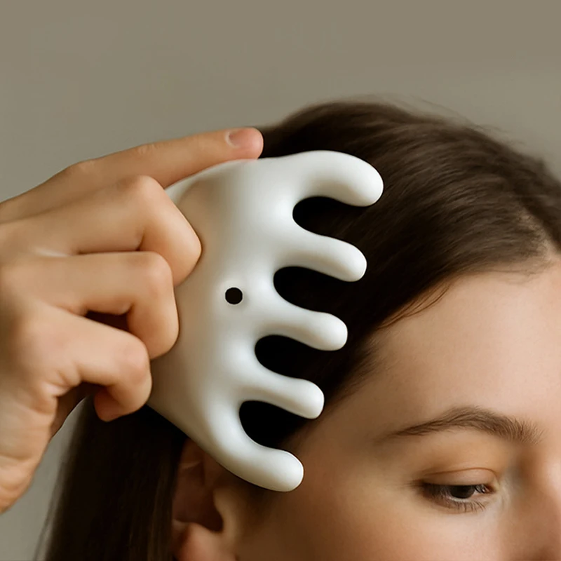 

Multi-Tooth Ceramic Massage Comb: Dolphin-Shaped Meridian Stimulator for Scalp & Body Therapy