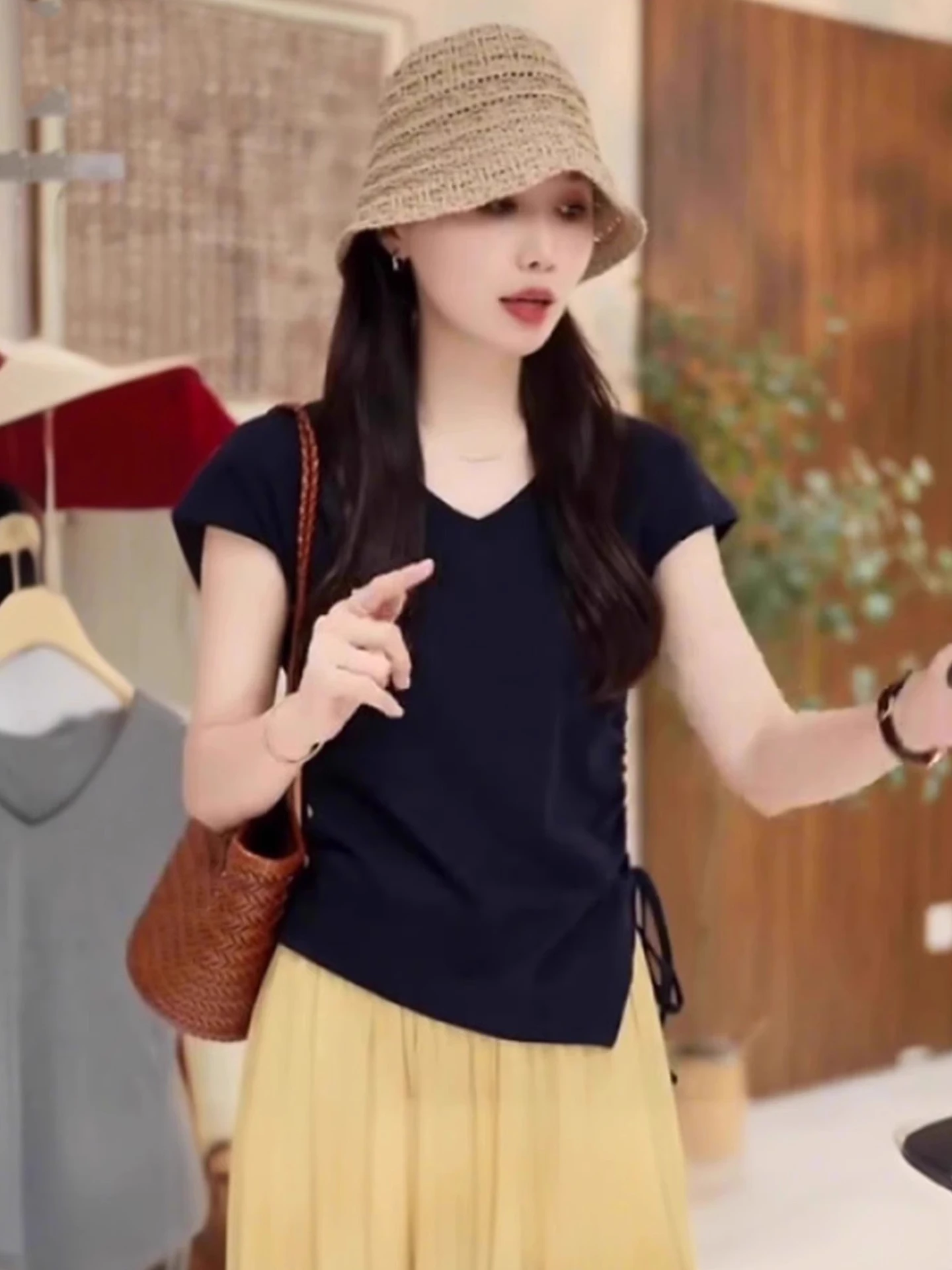 

Вязаная футболка Ele V-Ne ort Sve Pure Color с дизайнерским декором Dstring, универсальный топ для лета, корейский стиль, прямой крой