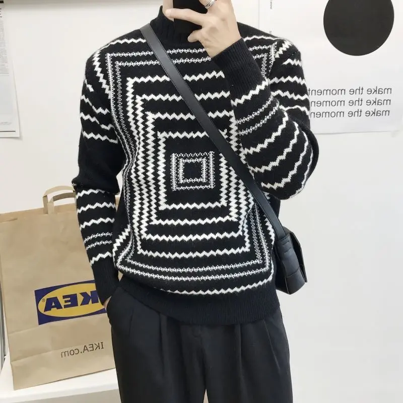 Sweater in autumn and winter thickened men's knitwear social spirit guy Korean fashion personality warm sweater