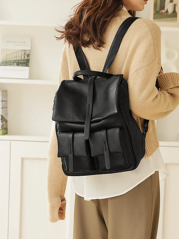 Leather Backpack Women's 2026 New Large Capacity Schoolbag Women's Commuter Backpack Travel Soft Leather