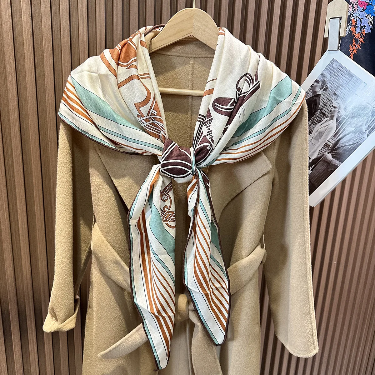 30% Silk+70% Wool Autumn and Winter Warm Triangle Scarf Handmade Rolled Edge Fashionable Versatile Shawl