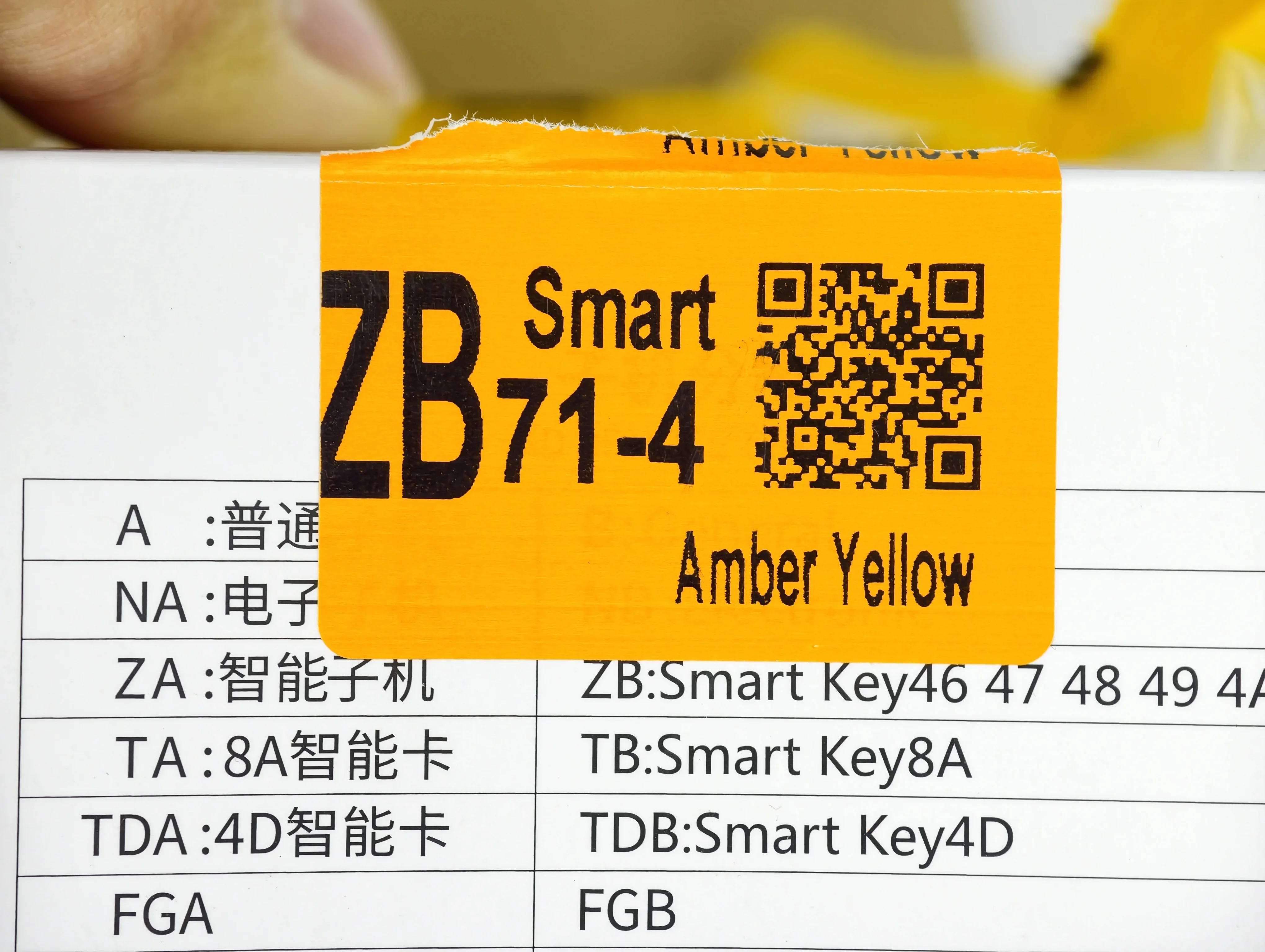 KiTi For Peter-Key Keydiy ZB71-4 Smart Car Key Amber Yellow Compatible with 46 47 48 49 4A MQB48 5C Chip Models Super Car Remote
