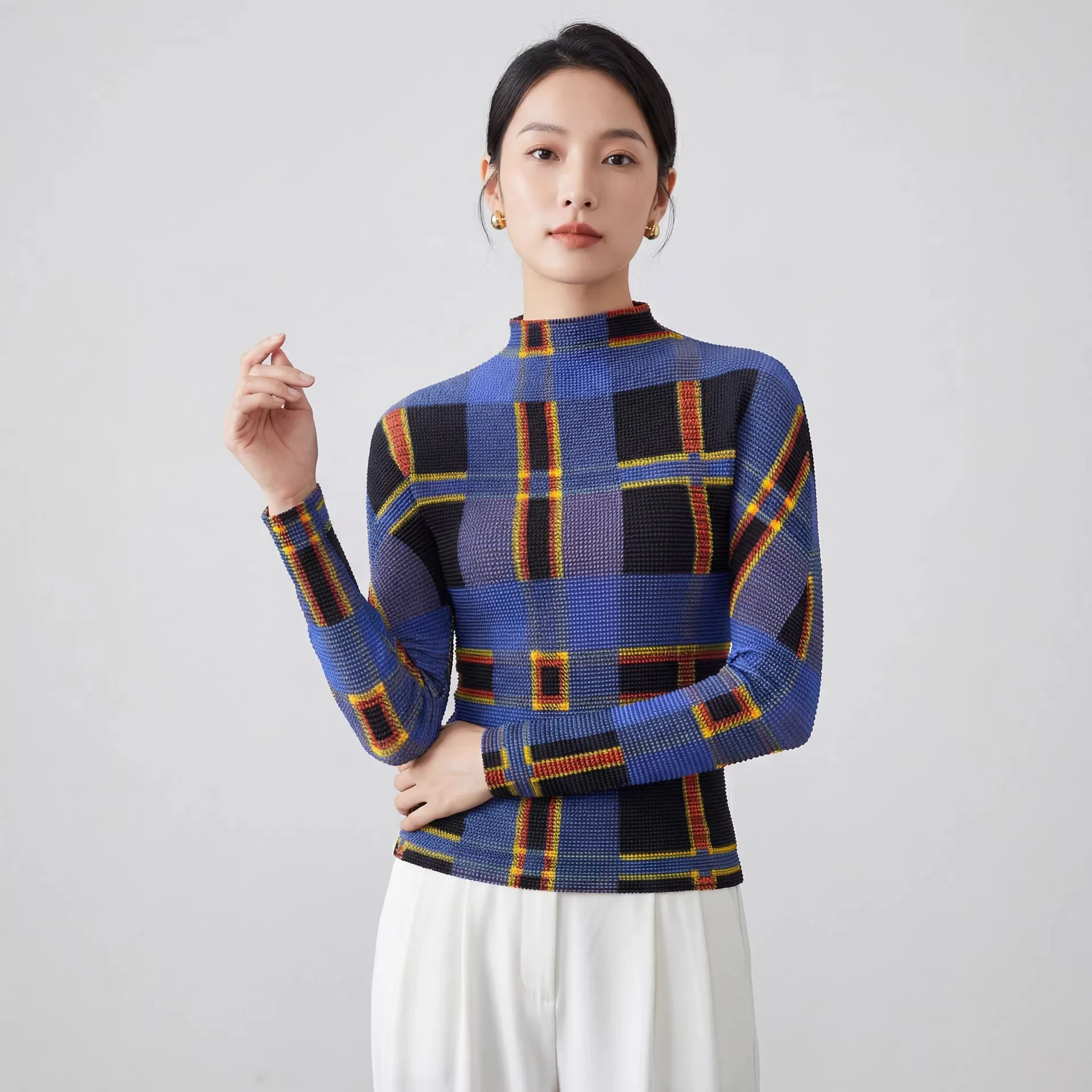 미야케 플리츠 2026 봄 가을 신상 긴팔 티셔츠 여성 이너웨어 프린트 패션 캐주얼 플리츠 탑