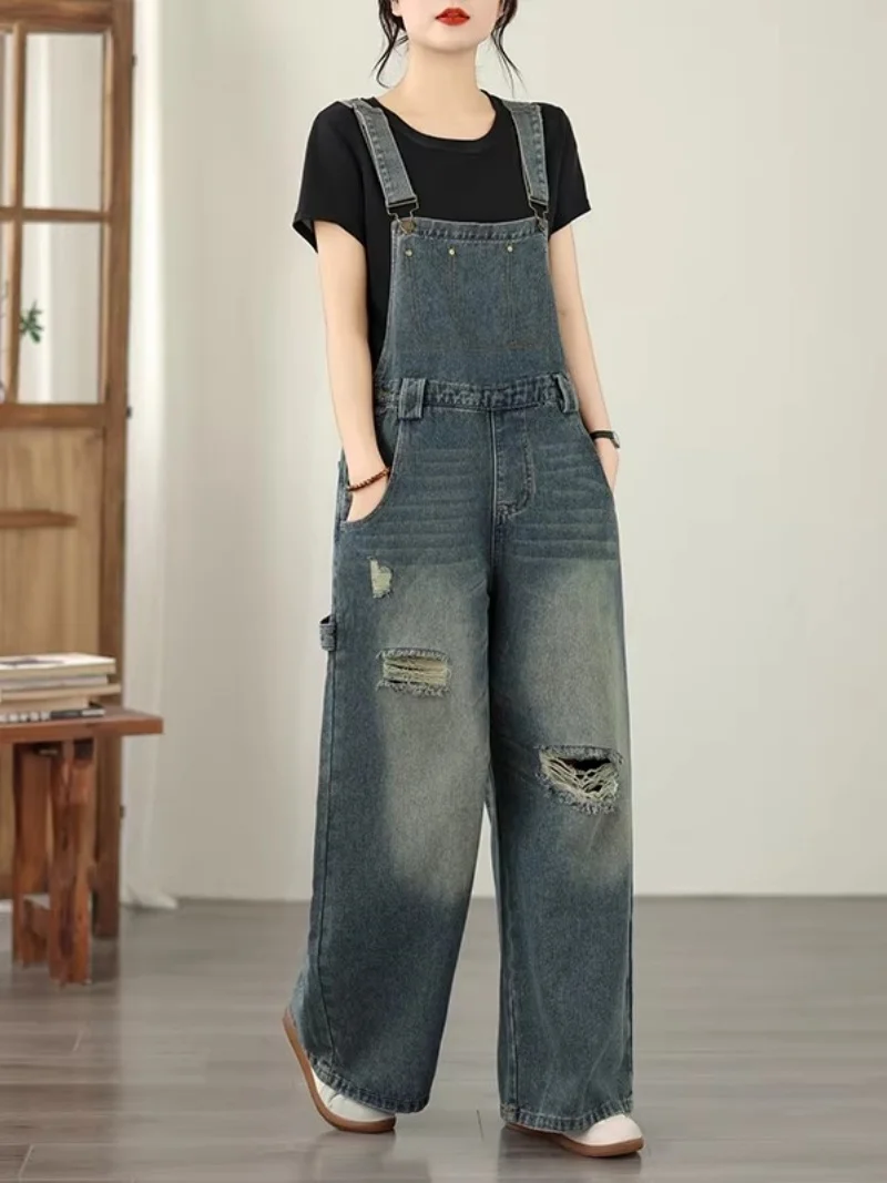 

Женский джинсовый комбинезон 2026: летний, свободный, в стиле ретро, с рваными элементами, уличный стиль, большие размеры J380