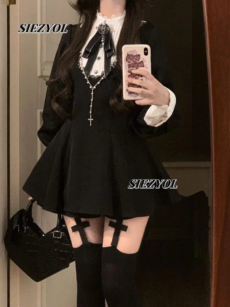 Gothic Style Sweet Girls Black White Color Block High-waisted Slim-fit Long Sleeve Dress and Base Shorts Two Piece Set