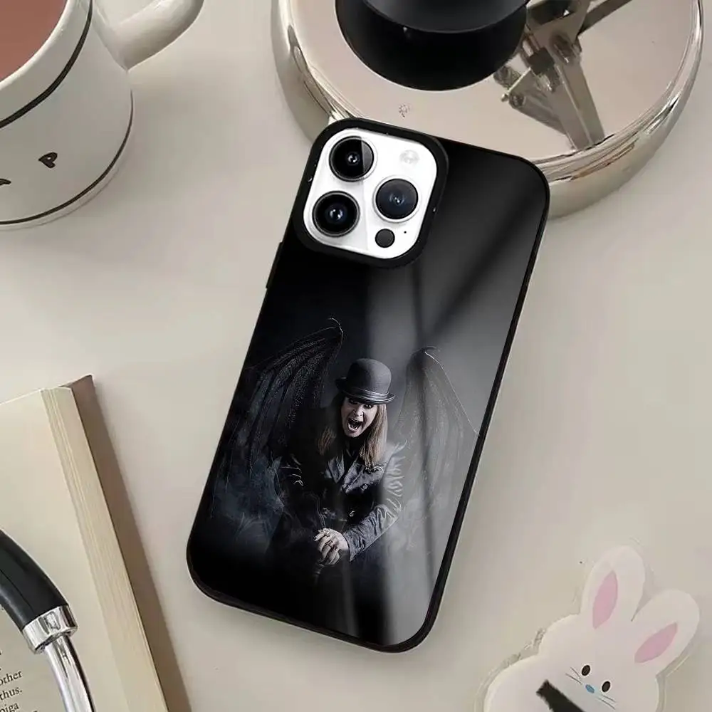 O-Ozzy O-Osbourne Phone Case For iPhone17,16,15,14,13,12,11 Plus,Pro Max For Magsafe Wireless Charging