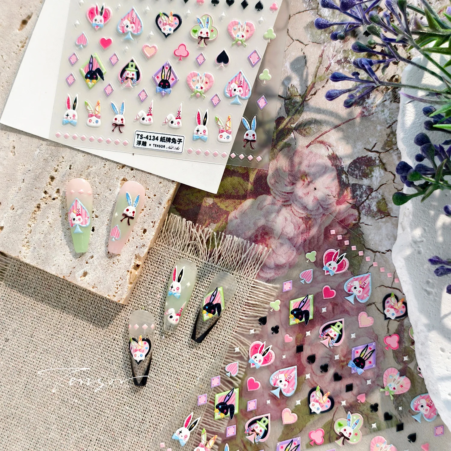 สติกเกอร์ตกแต่งเล็บลายกระต่ายสีดำ ไพ่โป๊กเกอร์ กระต่ายผูกโบว์ ลายตารางสีชมพู สัตว์ รถฟักทอง ดวงอาทิตย์ นก ม้า ดาว