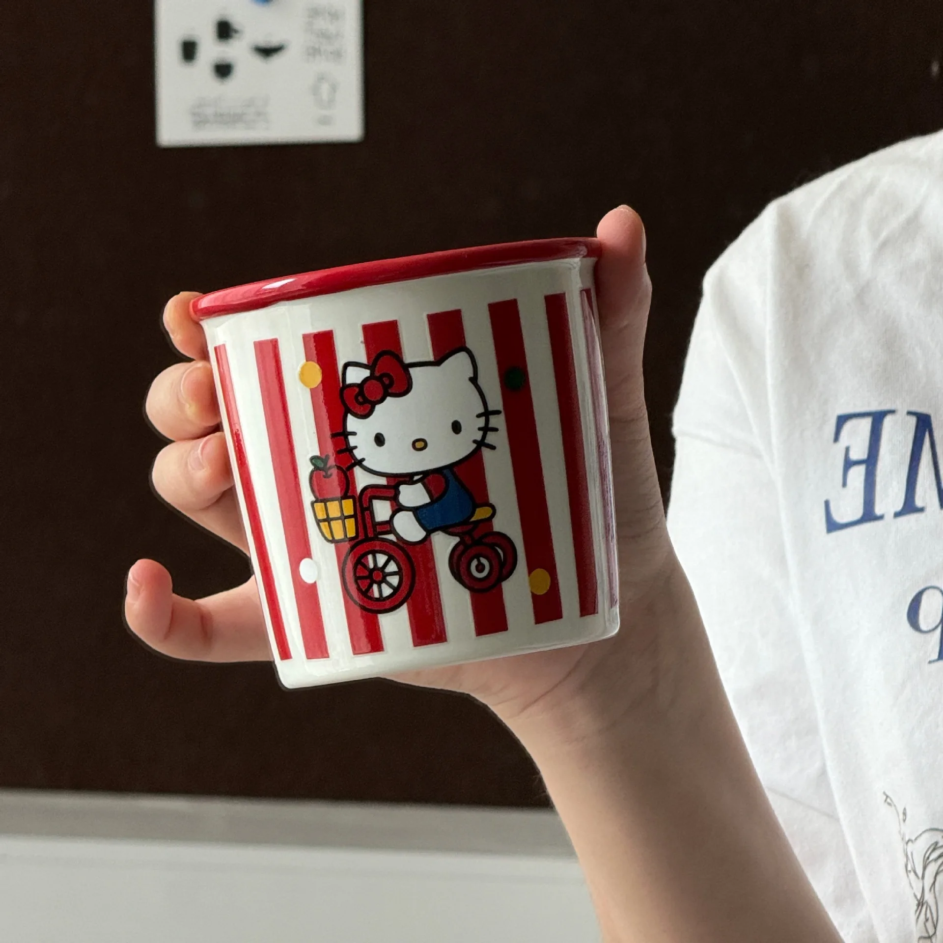 Anime Hello Kitty Red Cat Ceramic Cup Cute Hand Holding Cups Large Capacity Water Office Household Drinking Bottles Toy Gifts