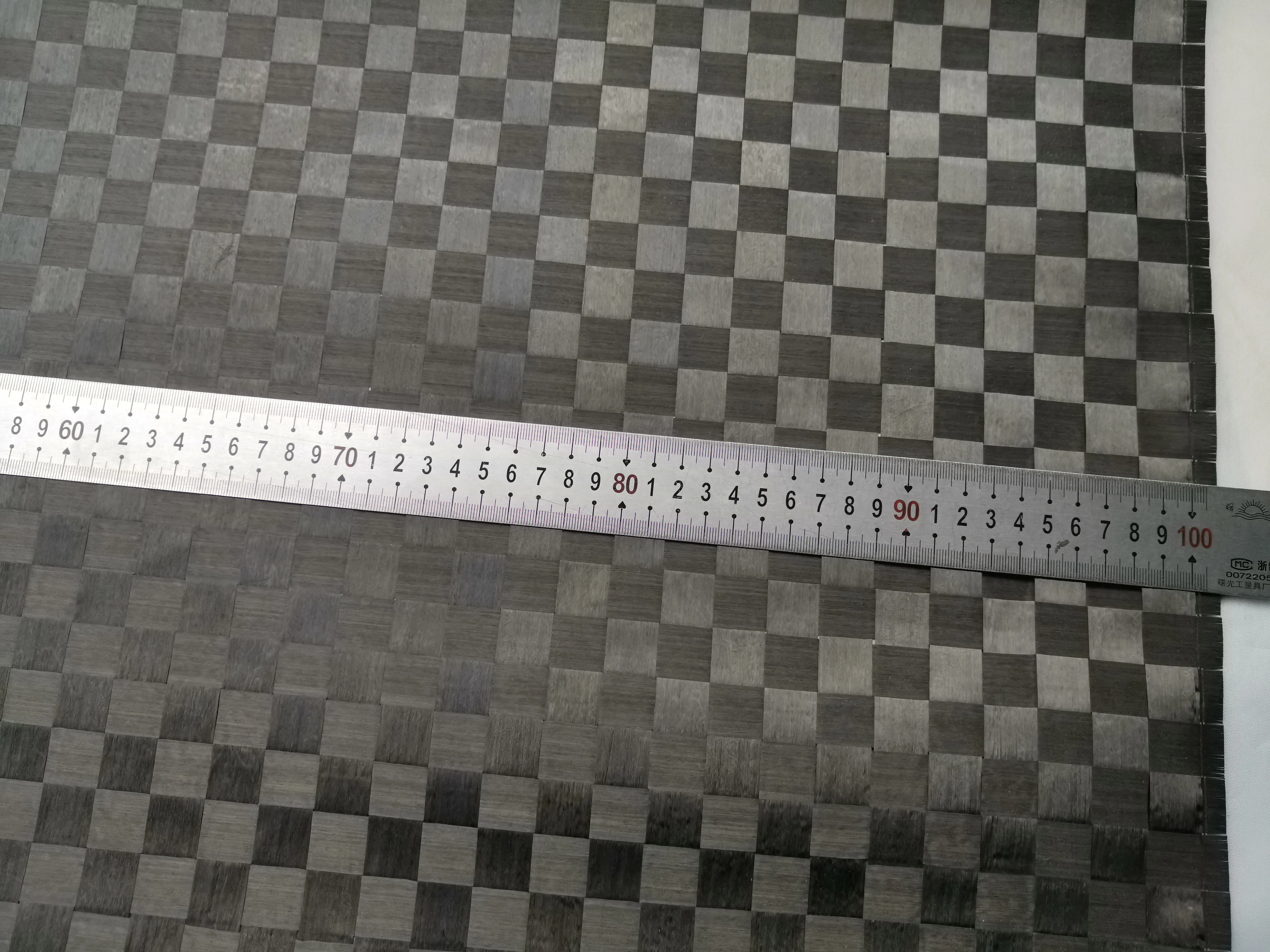 

12K 100gsm 16mm*16mm Stretch Plain Big plaid Real Carbon Fiber Cloth Carbon fabric 40"/100cm width,Connect and roll up