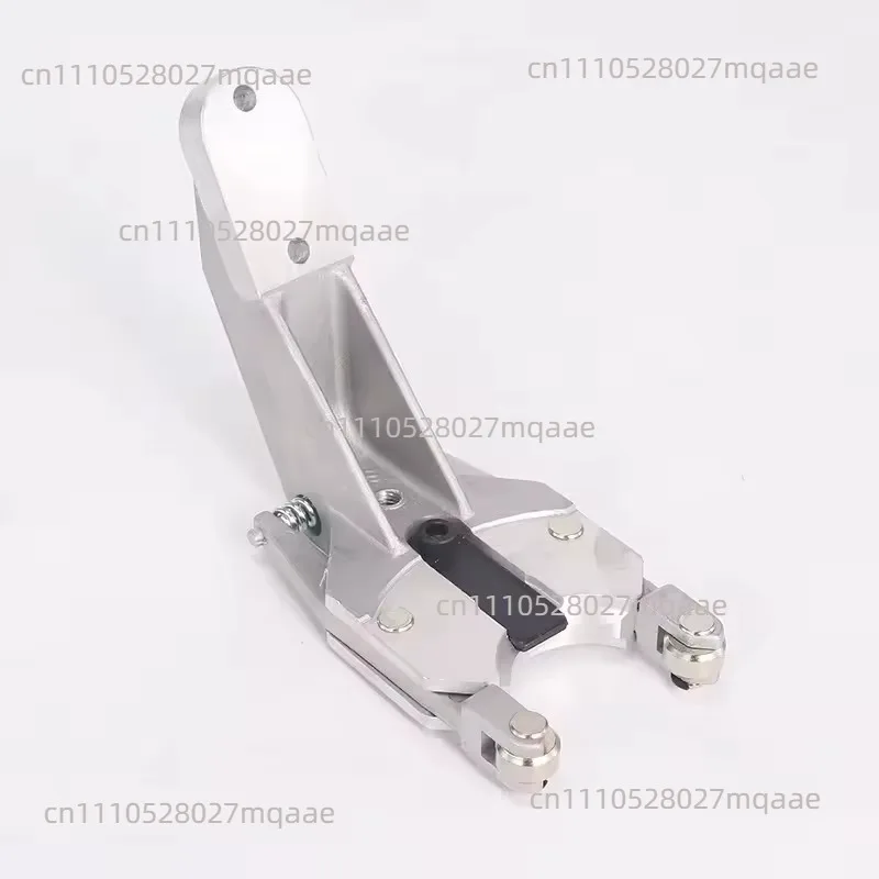 Suitable for 1PC CNC Drilling and Tapping Machine Parts BT30 Tool Holder Fixture Tool Holder Claw
