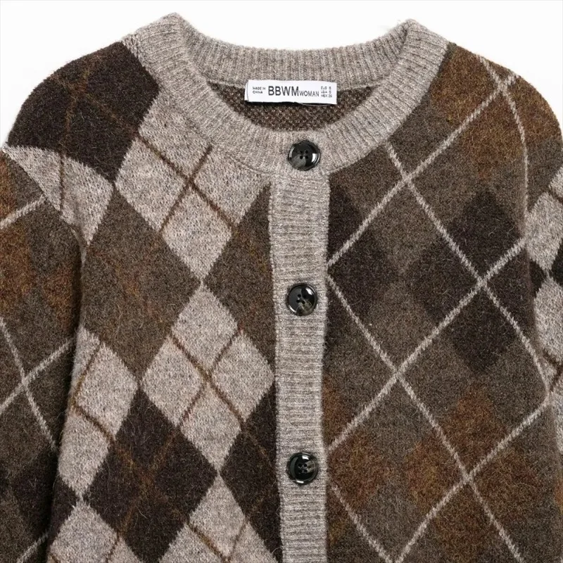 

Новая зимняя женская модная и удобная простая вязаная кофта в клетку с длинными рукавами и круглым вырезом