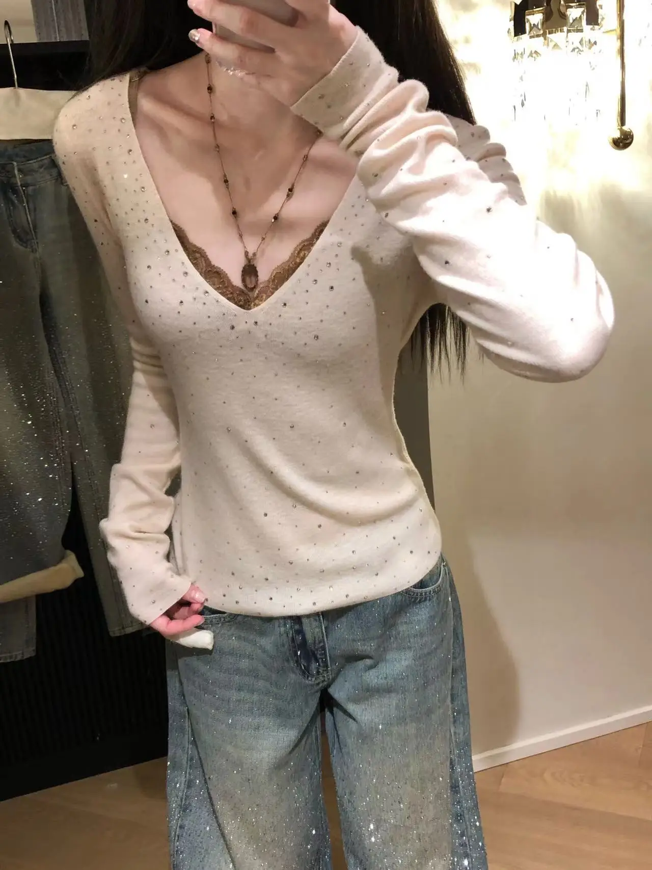 

Soft Knitted Wool Blend Long Sve V-Ne Cr Top Gentle Pure Desire Diamond Edition Casual Fit Women's Faion Knitwear