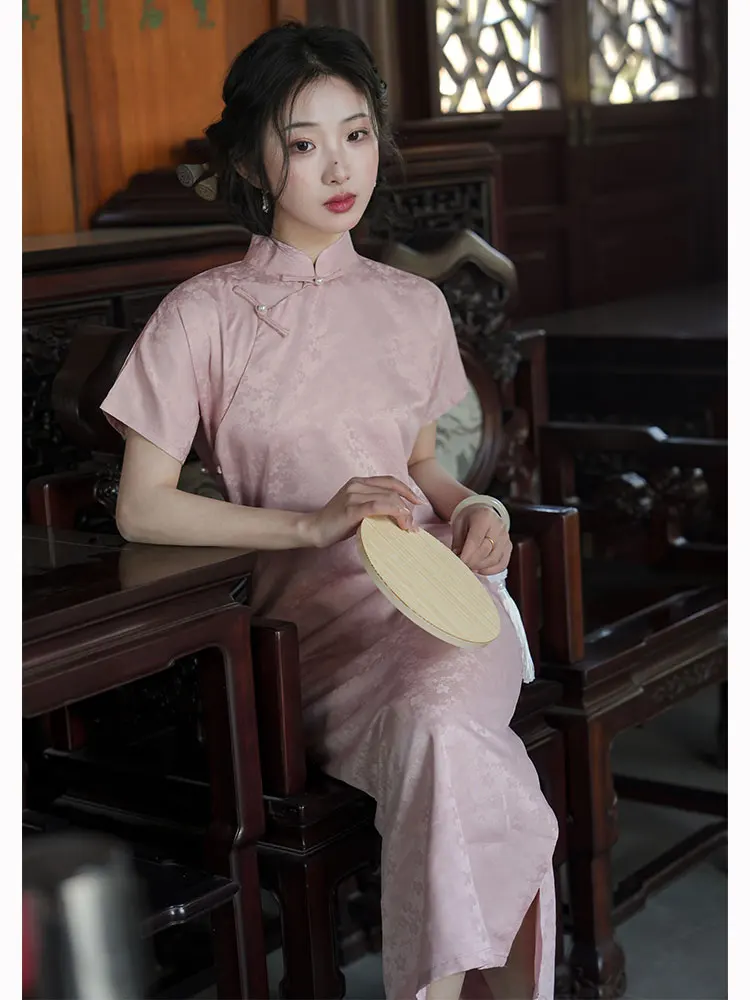 

Длинное розовое винтажное платье для молодых женщин на каждый день с высоким разрезом, коротким рукавом и цветочным узором в традиционном китайском стиле