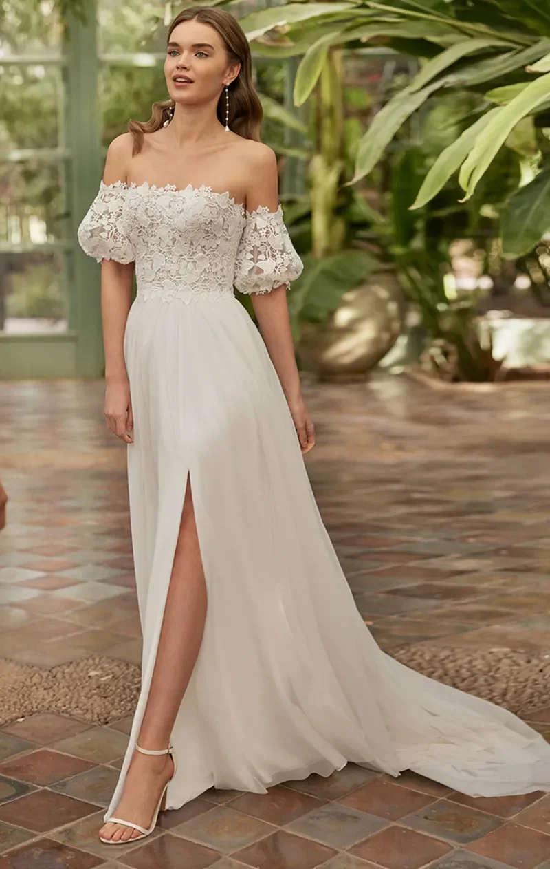 Princess Luxury Boho A-Line applique Wedding Dress Puffy short sleeves with sexy side slit new customized beach bridal dress