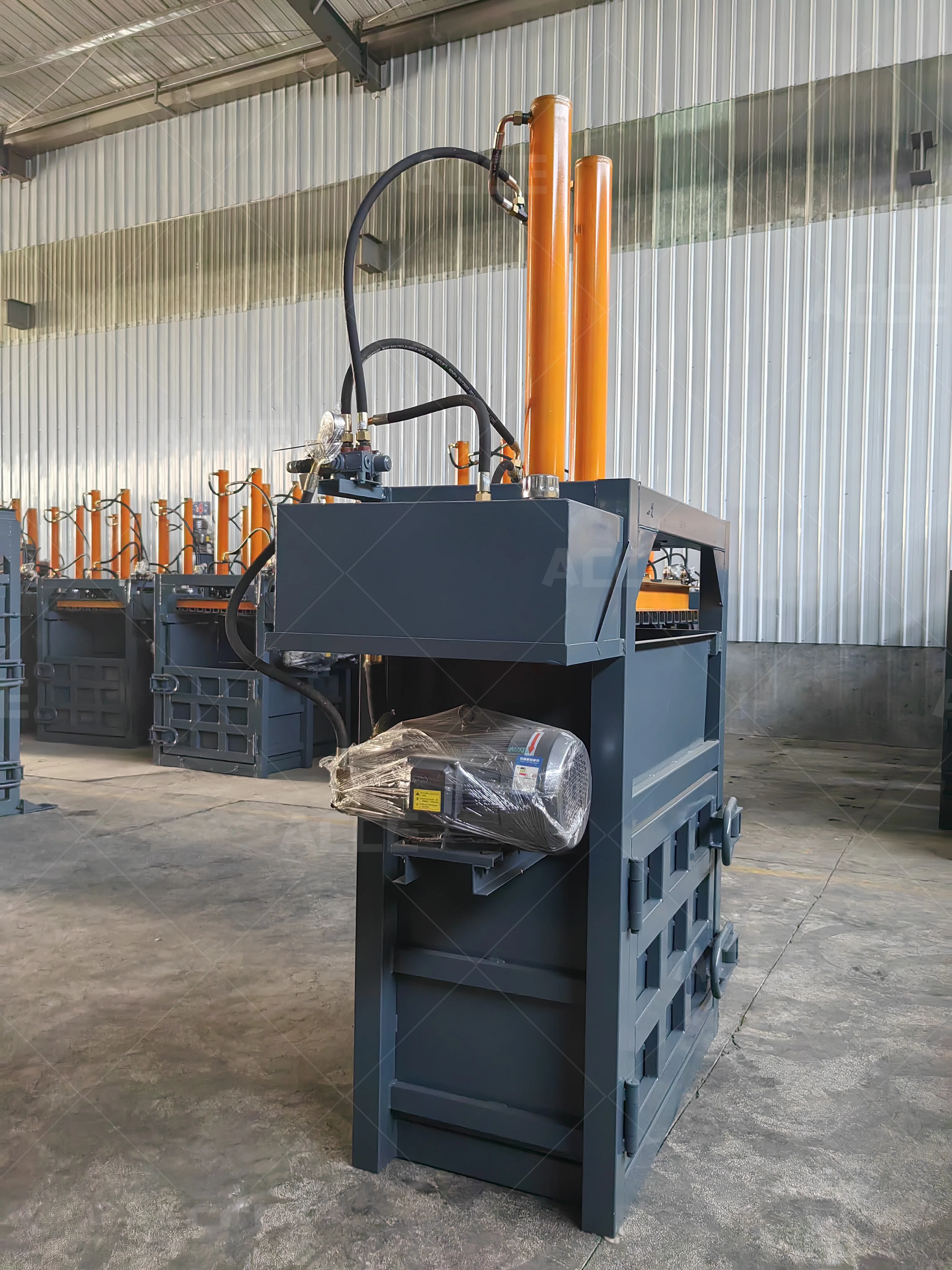 Recycle Aluminium Can Compactor Beliebte hydraulische Metallballenmaschine im Angebot