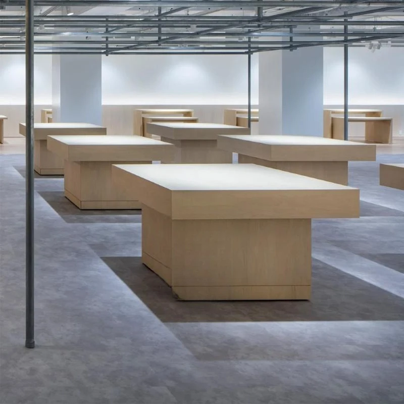 

Display Visualizer Clothing Store Nakajima Water Station Birch Ocean Board Jewelry Clothes and Hats Display Station