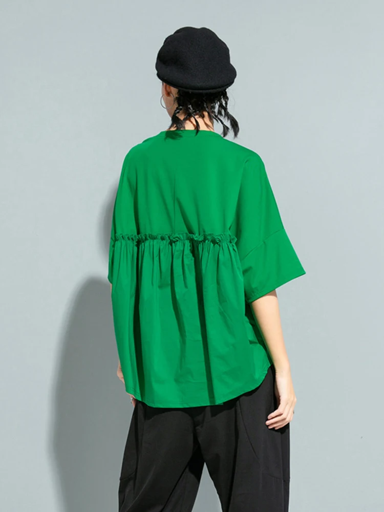 [EAM] Women Green Red Back Ruffles Split Big Size T-shirt New Round Neck Half Sleeve Fashion Tide Spring Summer 2024 1U507