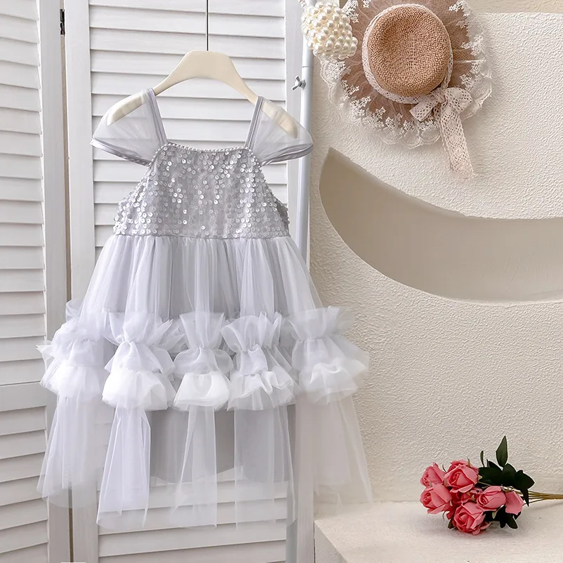 ชุดเจ้าหญิงสาว 2025 ฤดูร้อนใหม่ตาข่ายเค้กกระโปรงคุณภาพสูงสีเทาวันเกิดอุตสาหกรรมหนักชุดประกายกระโปรงอ้วน