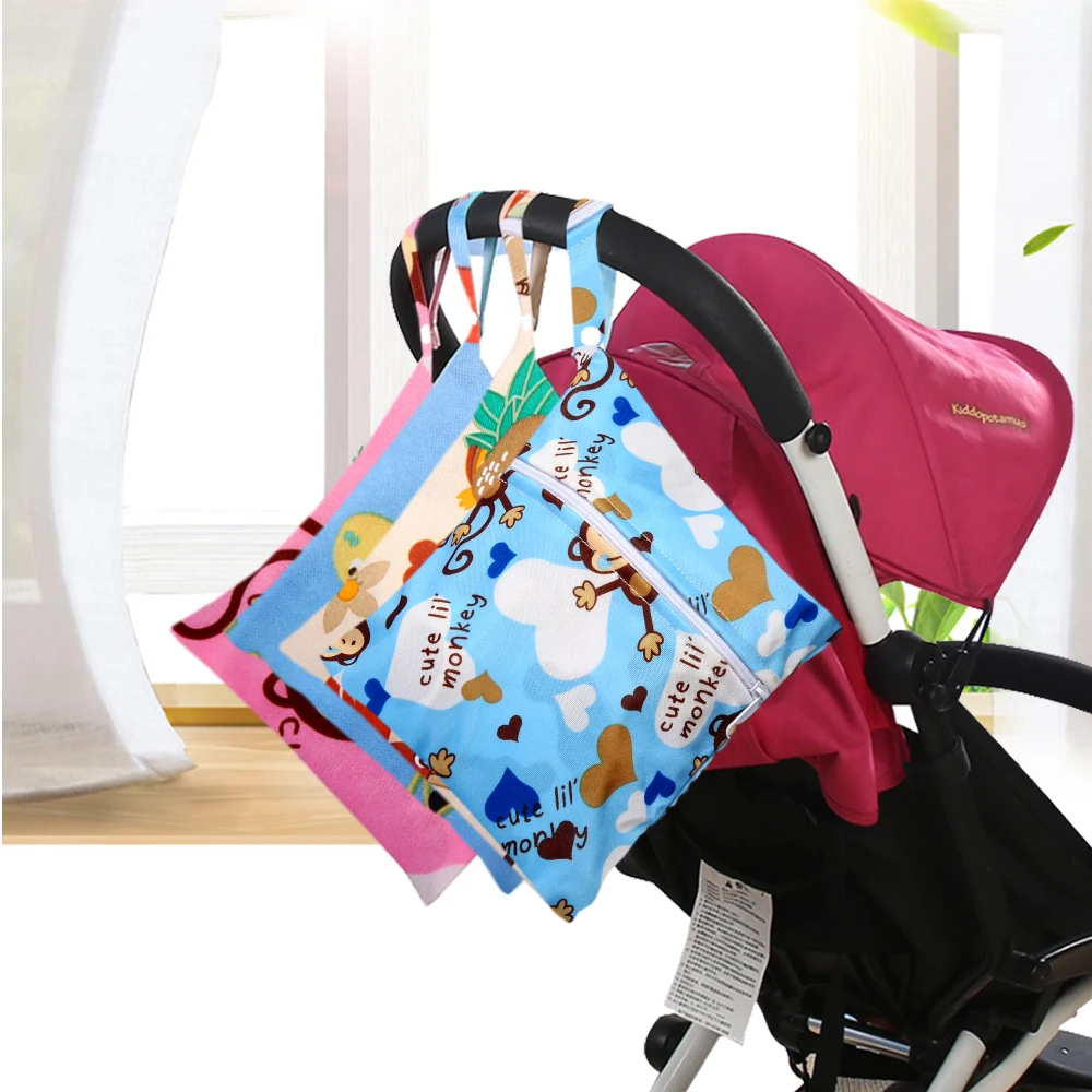 AIO 1pcs 16*20cm Multifunctional Baby Diaper Bag Reusable Wet Dry Travel Nappy Pouch Mummy Storage Bag Washable Zipper Handbag