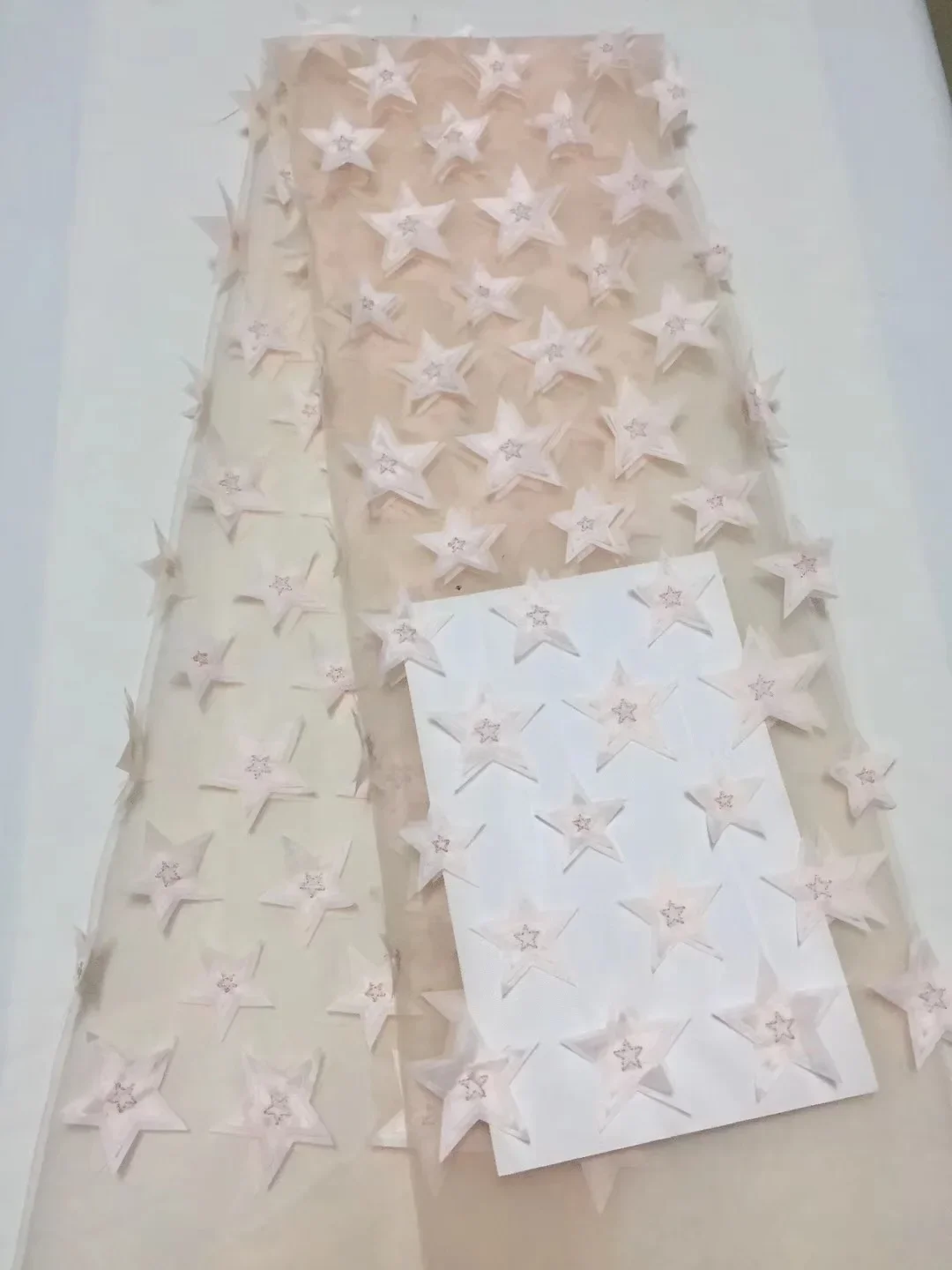 

2021 Latest French Nigerian Laces Fabrics High Quality Tulle African Laces Fabric Wedding African French Tulle Lace ALC-DP003