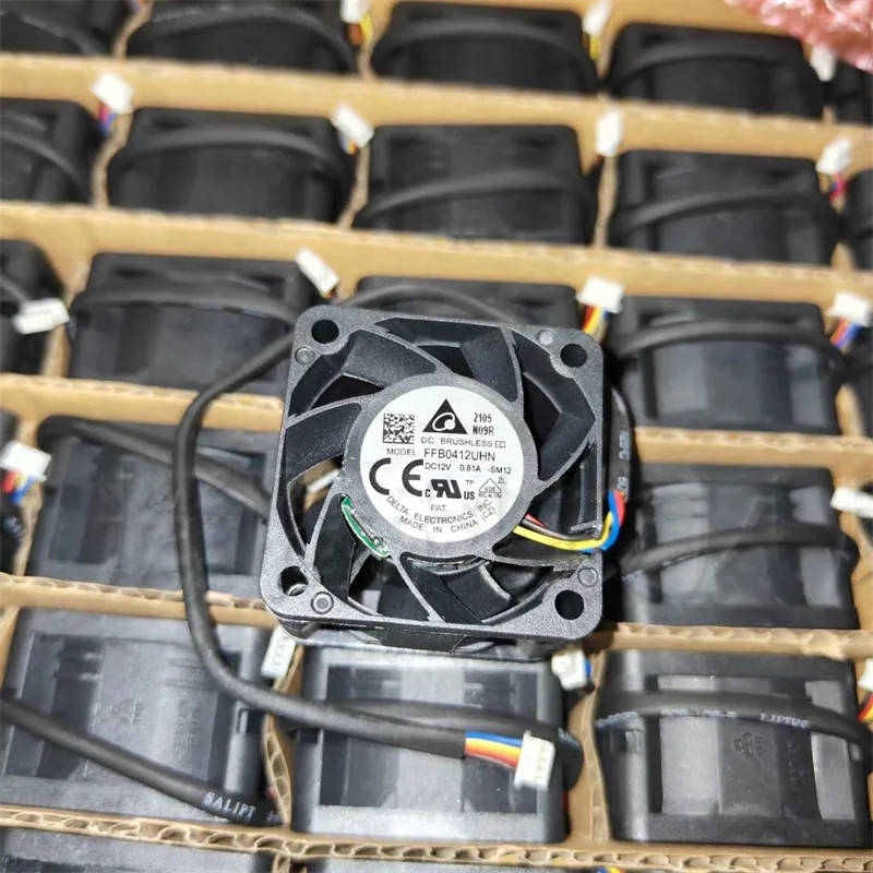 

Delta FFB0412UHN SM12 DC 12 В 0,81 А 40x40x28 мм 4-проводной охлаждающий вентилятор для сервера