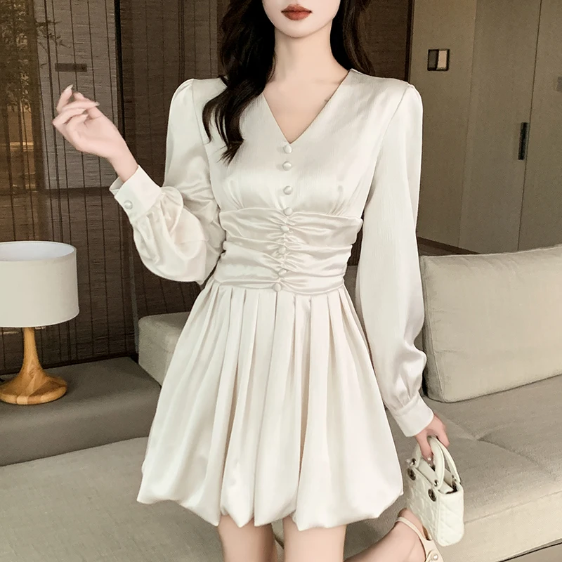 EIYOVVI 2024 Spring Summer New Long Sleeved V-neck Solid Satin High End Pleated Waist Slimming Short Dress Korea Elegant