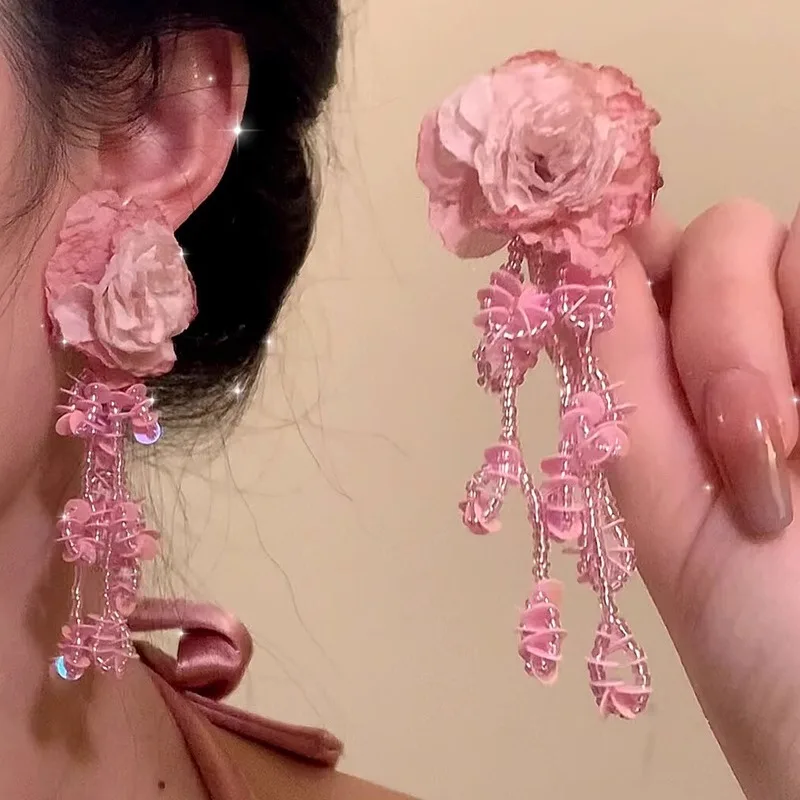 

Fog pink rose vibe flower crystal fringed earrings
