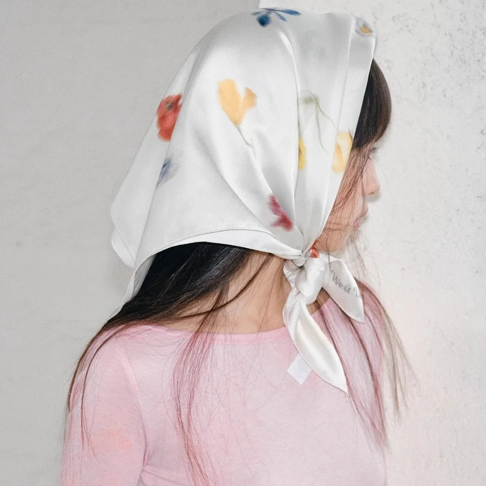 

Fashion Cherry Blurred Flowers Hair Scarf Graceful Soft Puppy Hair Band Turban Square Butterfly Scarves Streetwear