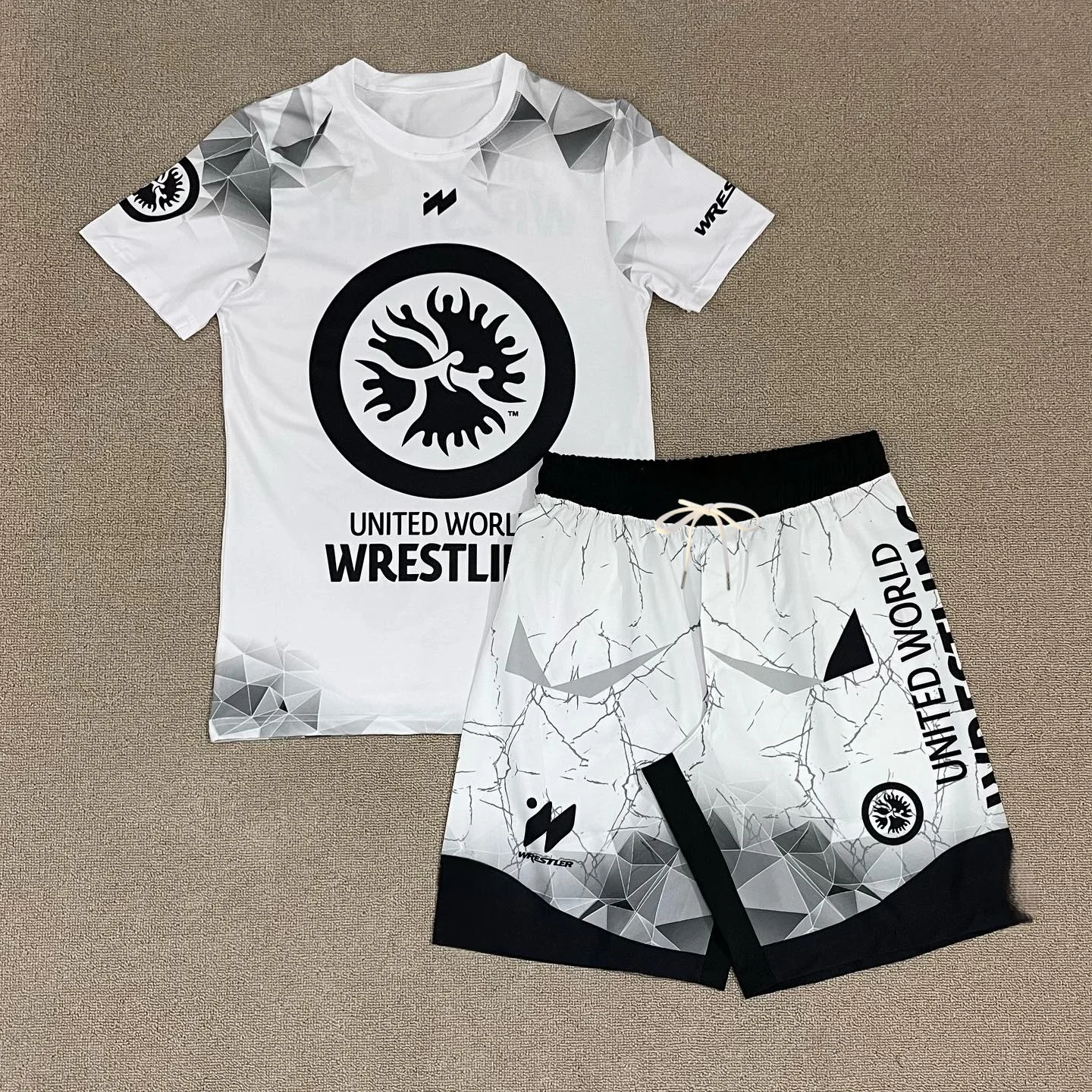 2026 New United World Wrestling Sports Set Men's Kids Black White T-shirt & Shorts Quick Drying MMA Training Combat Suit