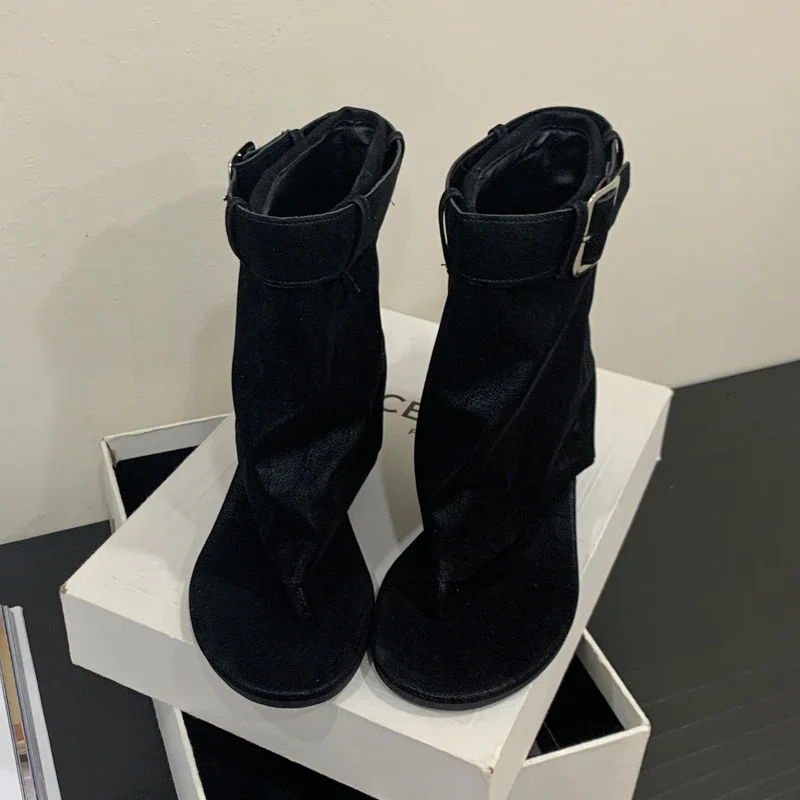 

Eilyken/2026, модные женские сандалии на низком каблуке с открытым носком и застежкой, дизайнерские стильные шлепанцы с пряжкой и ремешком, женская обувь