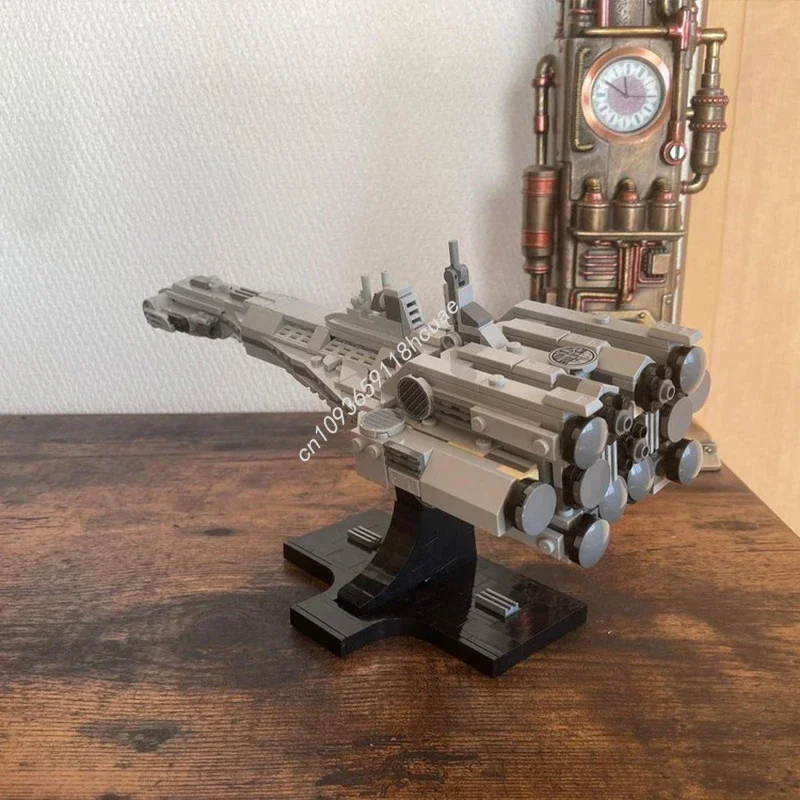 

551PCS MOC Space War Galactic Starcruiser Halcyon Midi Scale SpaceShip Battle Model Building Blocks Diy Educational Toy Kid Gift