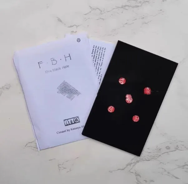 

Katsuya Masuda F.B.H. Five Black Hole Accessories Card Fire Magie Stage Close-Up Magic Tricks Comedy Magia Toys Joke Classic Fun