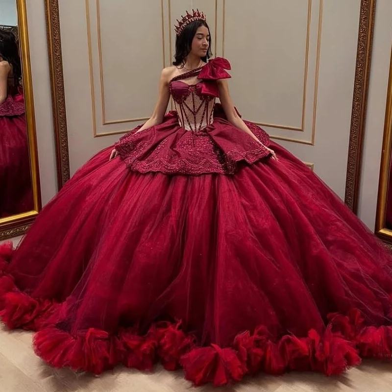 

Красное блестящее платье Quinceanera с открытыми плечами и аппликацией с бантом и бисером, многоуровневое тюлевое платье для вечеринки, дня рождения, сладкое платье 16, Vestidos