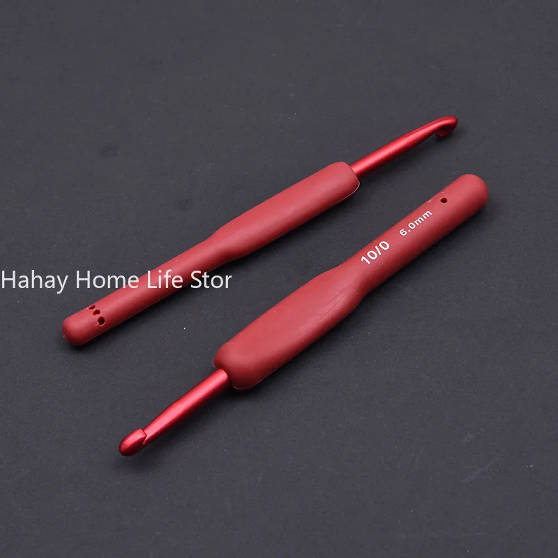 Crochet Sweater Knitting Hooks DIY Handmade Crafts Sewing Aluminum Tulip Tools Red Crochet Hook Frosted Handle TPR Silicone