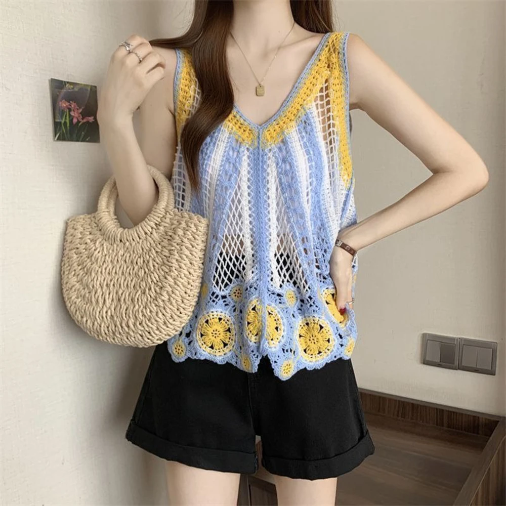

Summer New Knitted Mini Vest Floral Sleeveless Women's Fashion Color Block V-Neck Korean Style Colorful Crochet Sweet Strap Top