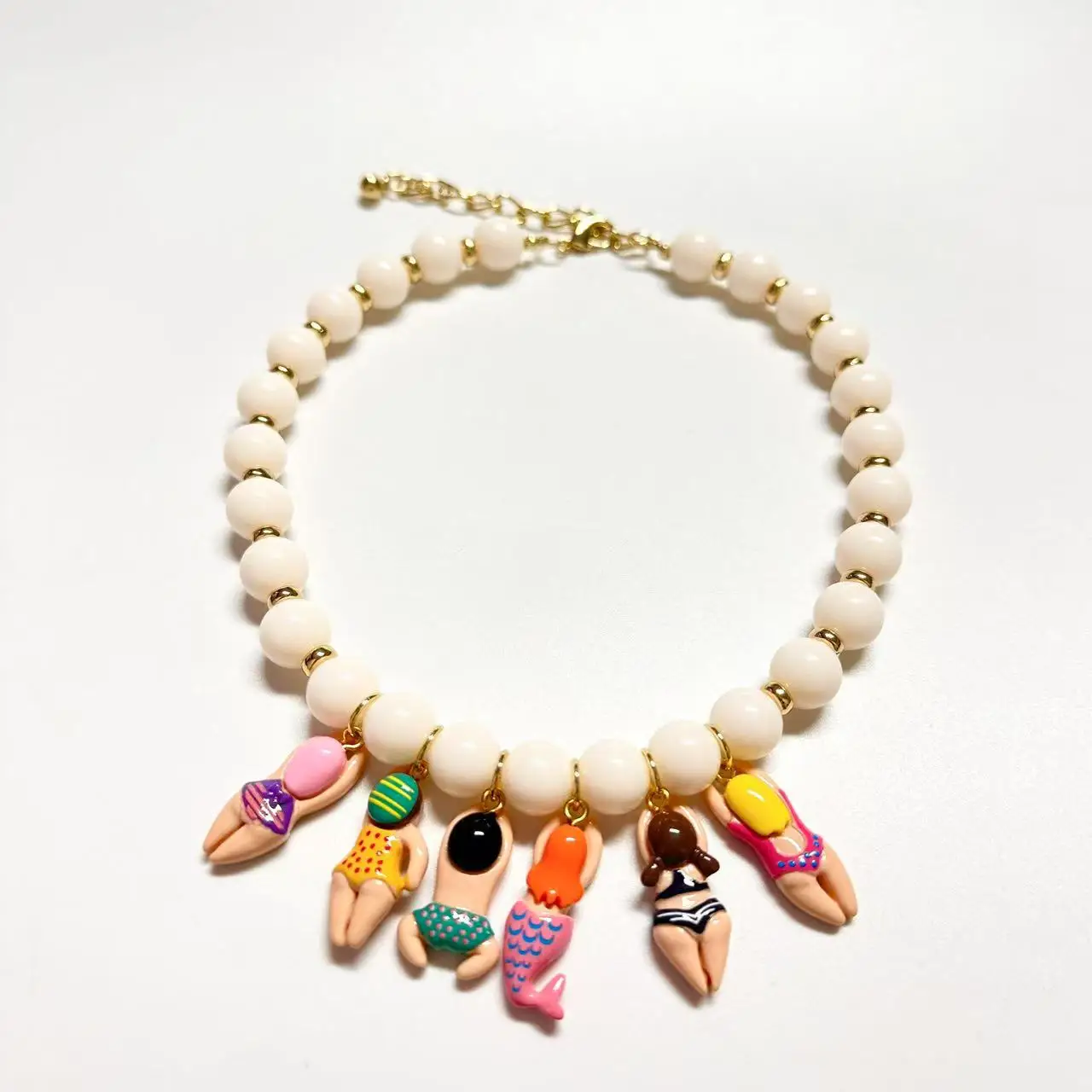 HangZhi New Bikini Doll Acrylic Bead Necklace Cute Cartoon Boy And Girl Swimsuit Multi Pendant Necklace Jewelry Gift