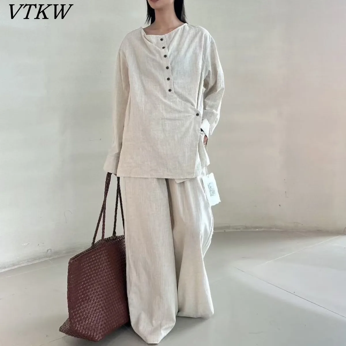 

VTKW Round-neck Button-down Pure Color Design 2025 Spring New Women's Loose And Versatile Long Pants Set Of Two Pieces