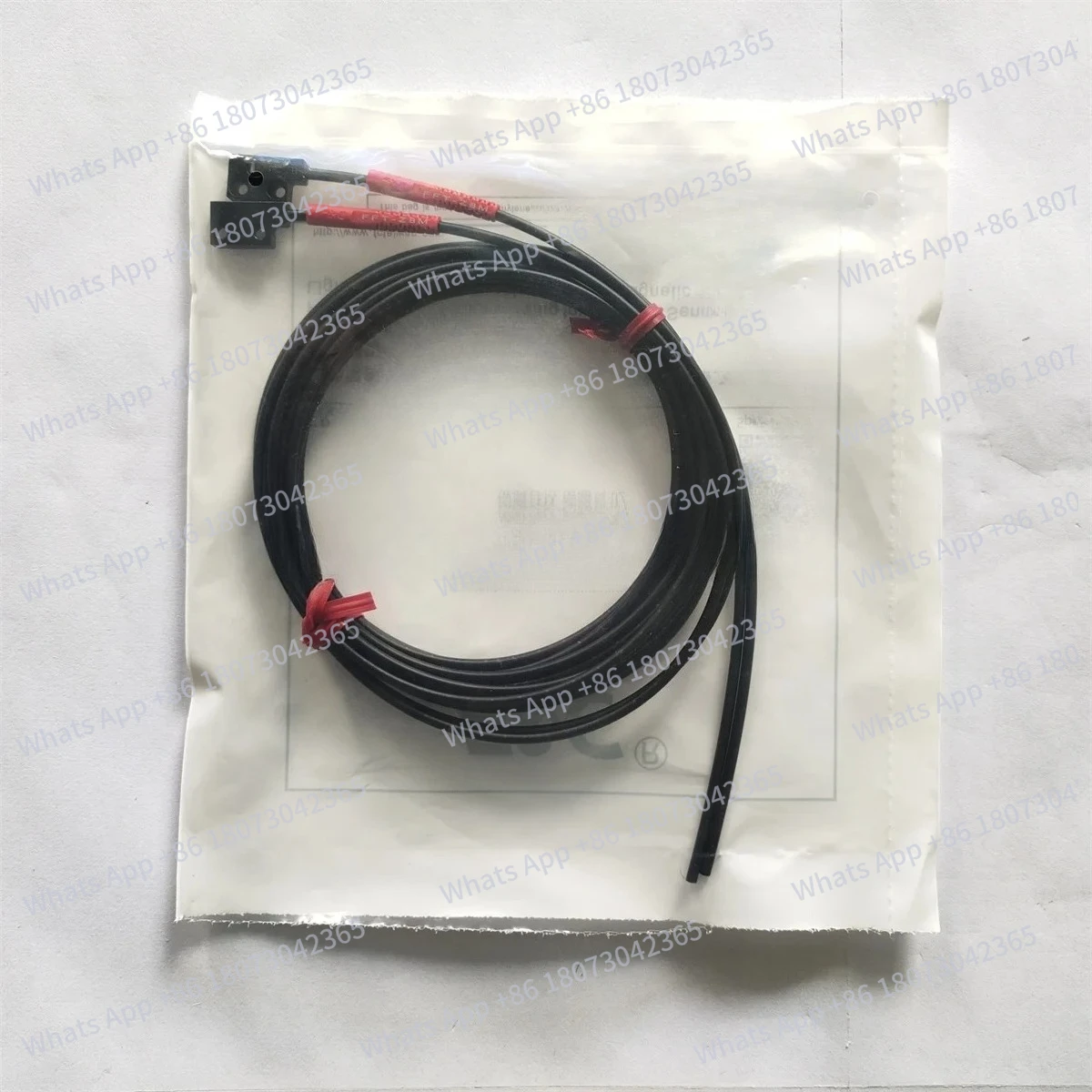 

New Original Optical Fiber Sensor FFT-Z8M 1M 2M