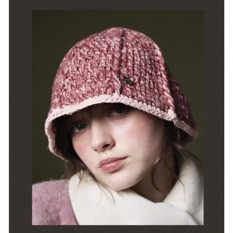 South Korea's new hand-woven bucket hat women's autumn and winter warm wool knitted hat shows a small cold hat