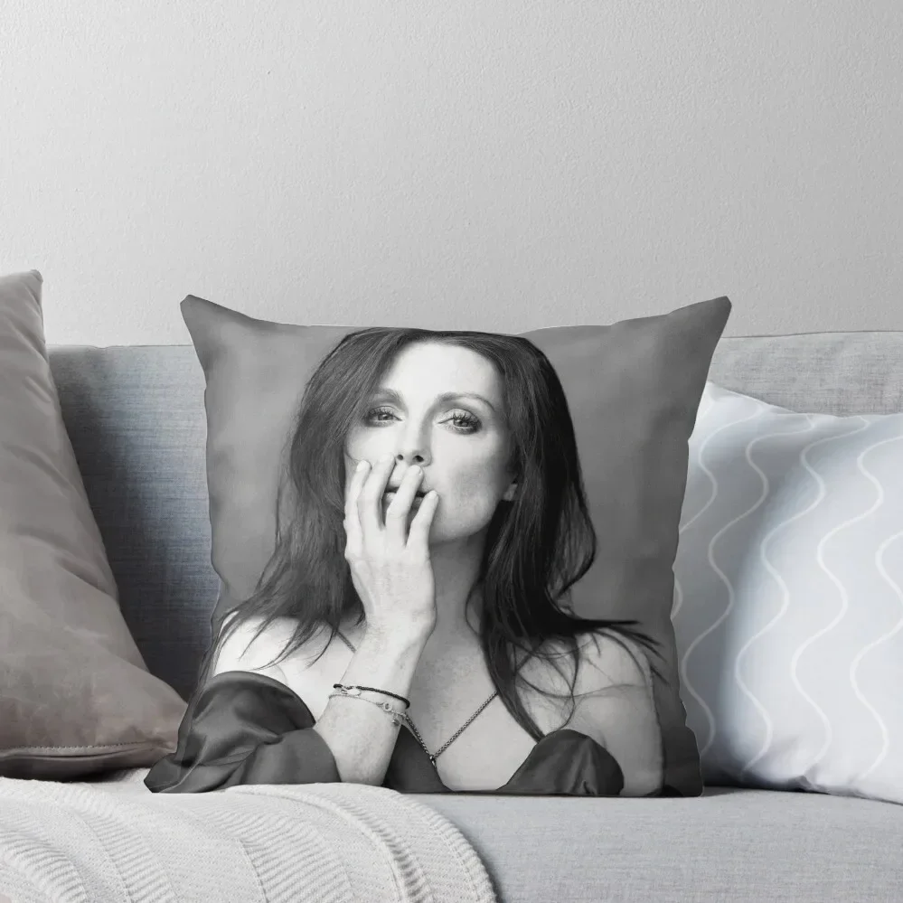 Julianne Moore - Poster Throw Pillow pillow cover christmas ornamental pillows pillow