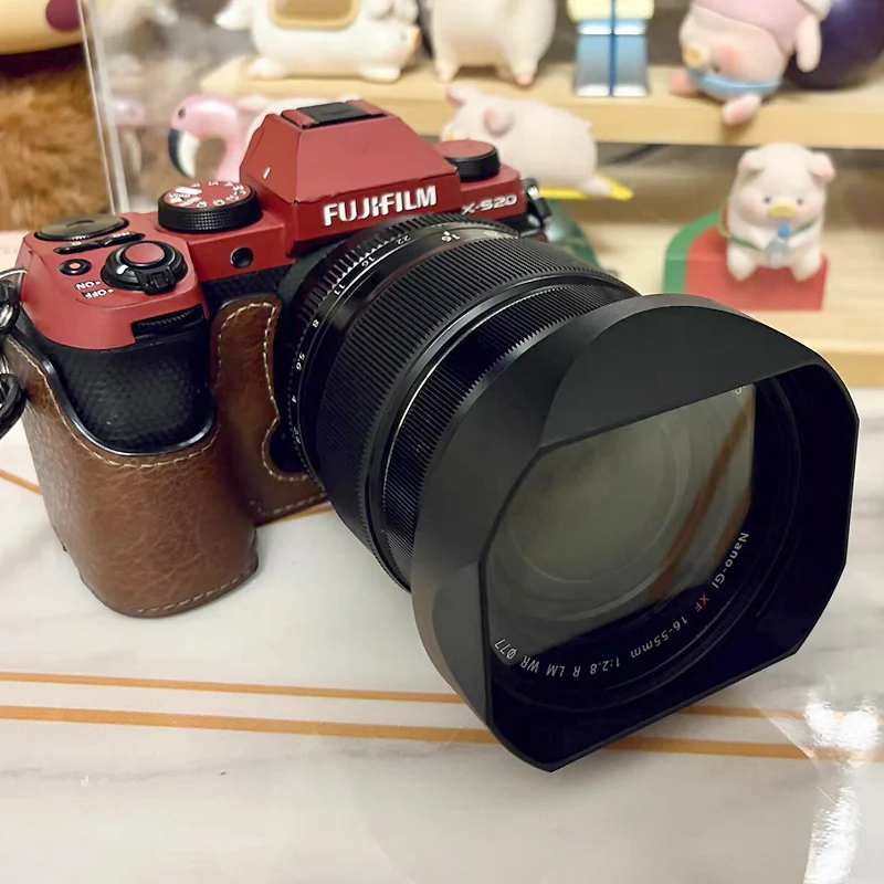 

Bayonet Metal Square Lens Hood With Metal Cap For Fujifilm FUJINON XF 16-55mm f/2.8 R LM WR