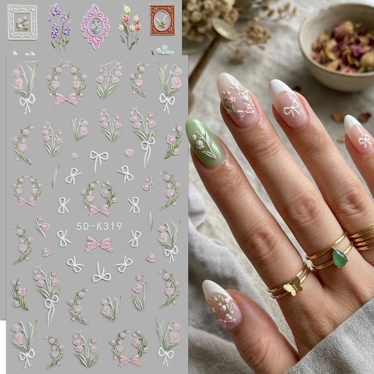 2 Stück Vintage Rosa Maiglöckchen & Schleifen 5D Geprägte Nagelaufkleber - Frische Blumen-, Rahmen- & Spitzen-Nagelsticker - Für den Frühling