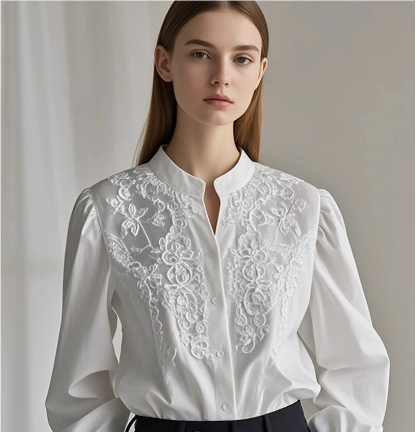 

White shirt top, women's heavy-duty embroidery stand up collar base, niche design shirt