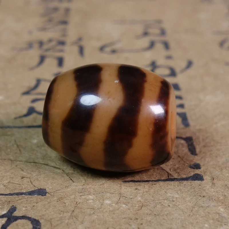 Ancient Tibetan DZI Beads Old Agate 2 Water Stripe Totem Amulet Small Bead #3917