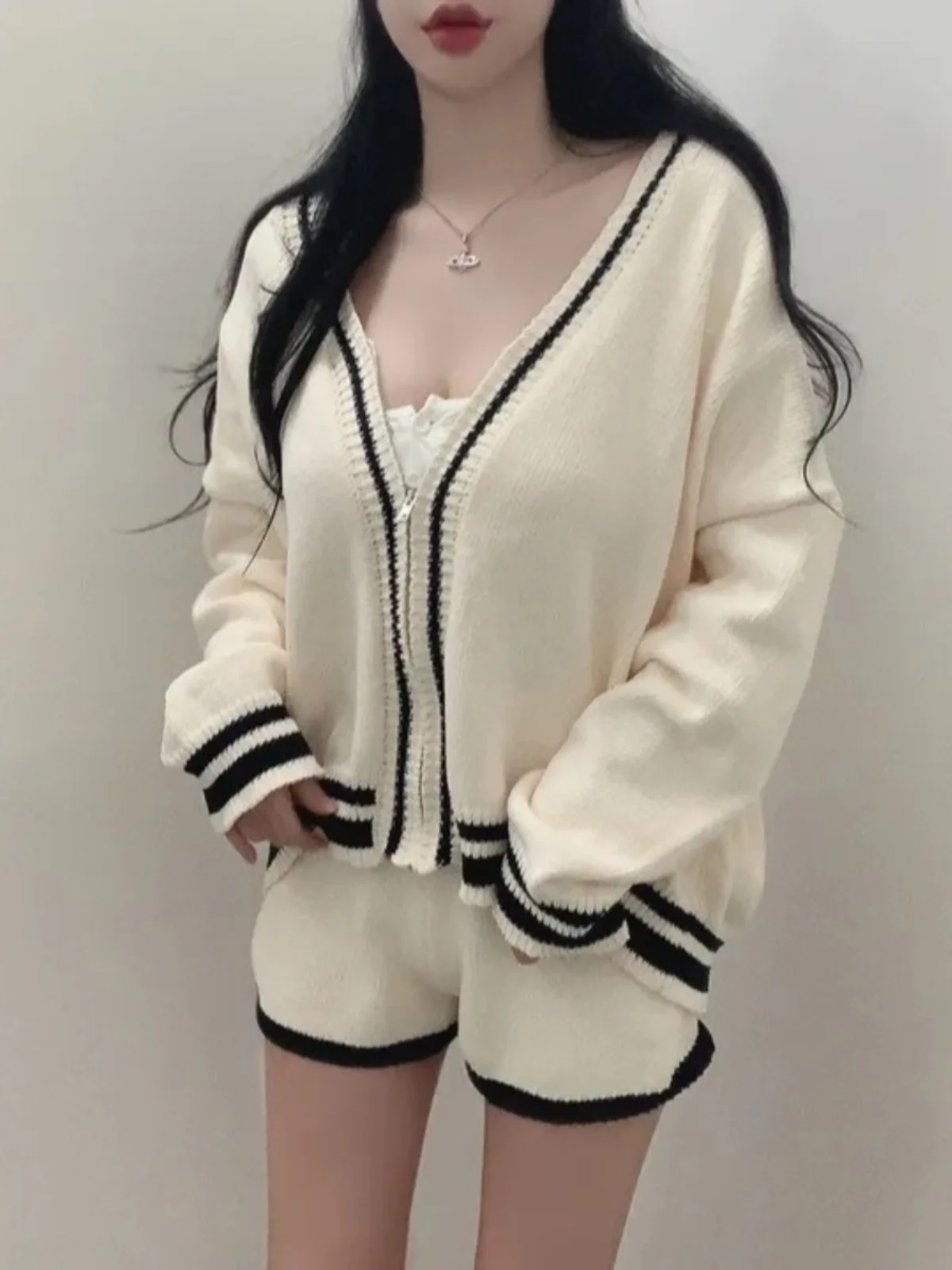 

Autumn New Women's Knitted Set Thiened Sweater Jaet Casual Versatile orts Two-Piece Set Age-Defng Faionable