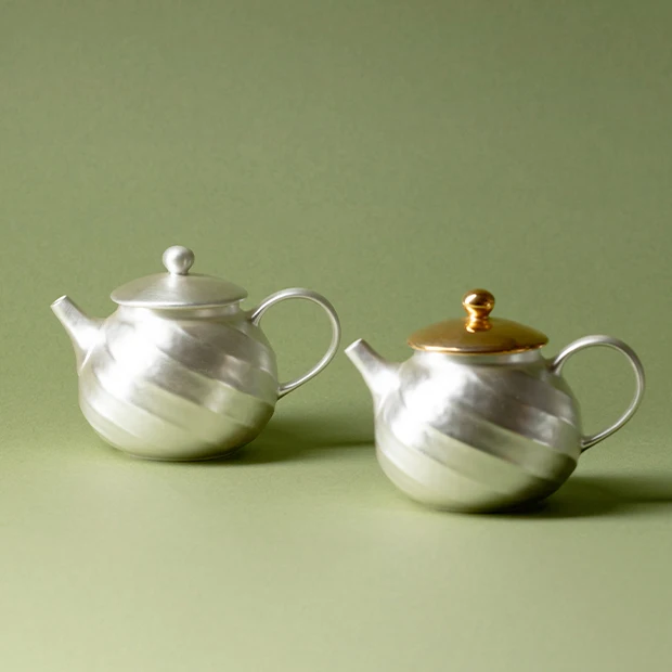 

engliu Gold And Silver Tea Pot Home Use High End Ele Tea Set Cerc Material Non Heatable Kitchen Dining Tableware