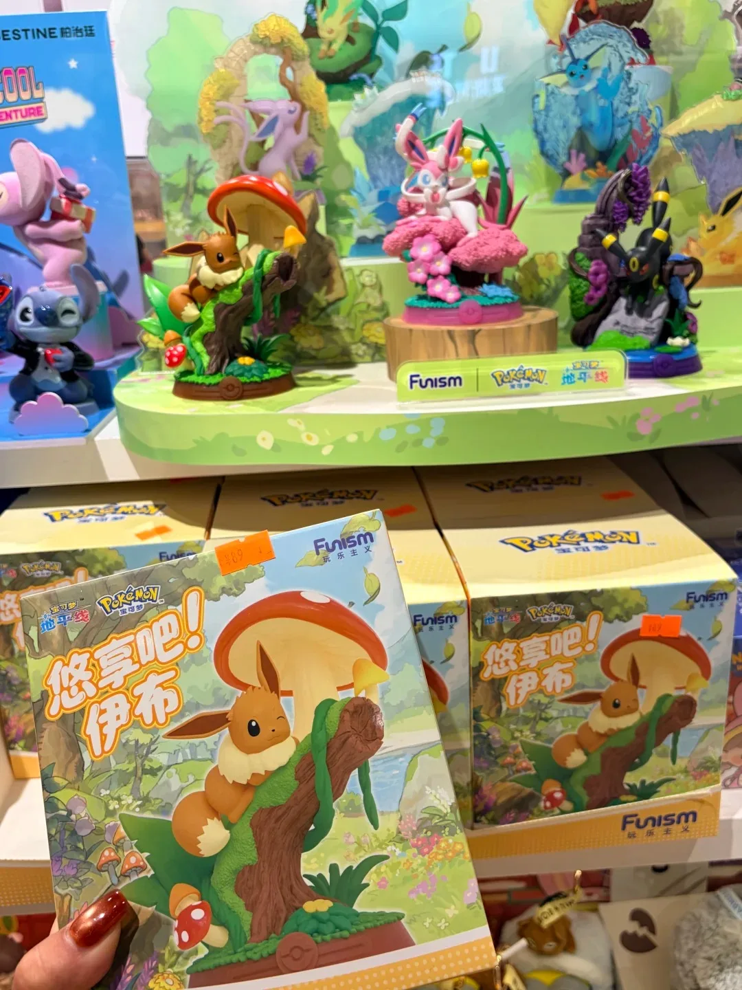 新しいポケモン イーブイ三世代シリーズ ブラインドボックスフィギュアとぬいぐるみ 誕生日プレゼントと装飾品