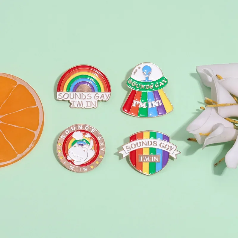 الغريبة UFO القط قوس قزح المينا دبابيس الأصوات مثلي الجنس أنا في LGBT فخر مخصص سبيكة شارة ظهره التلبيب بروش المجوهرات بالجملة هدية