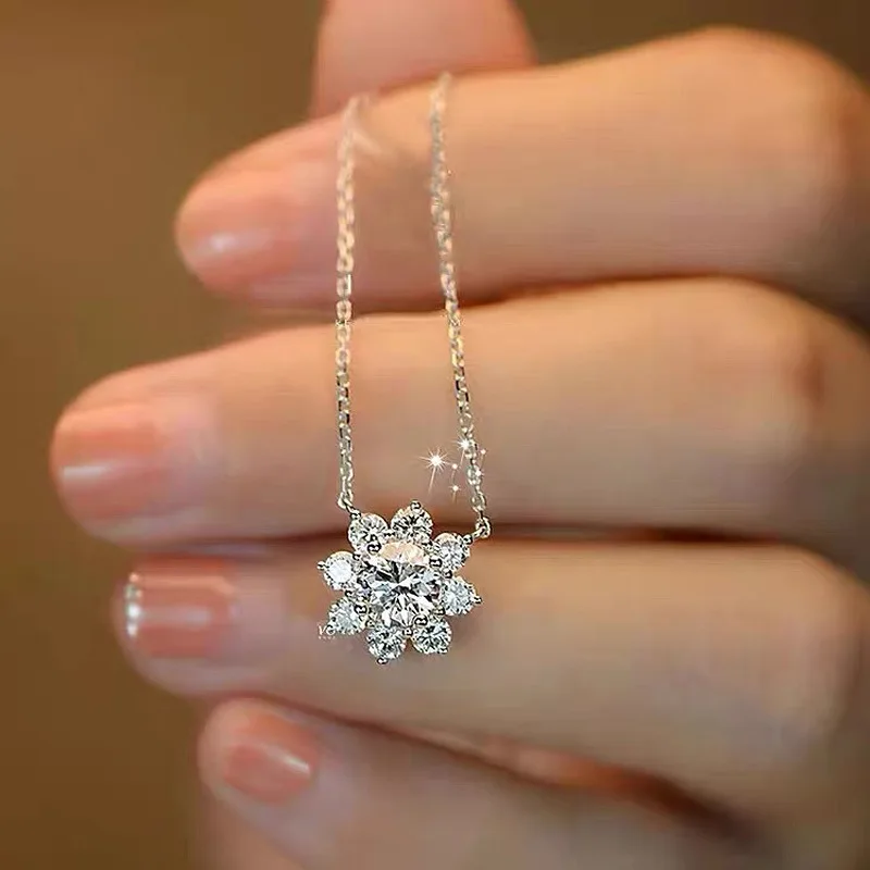 925 Silver 1ct Moissanite Sunflower Snowflake Pendant Necklace for Women Bridal Engagement Wedding Sparkling Luxury Jewelry Gift